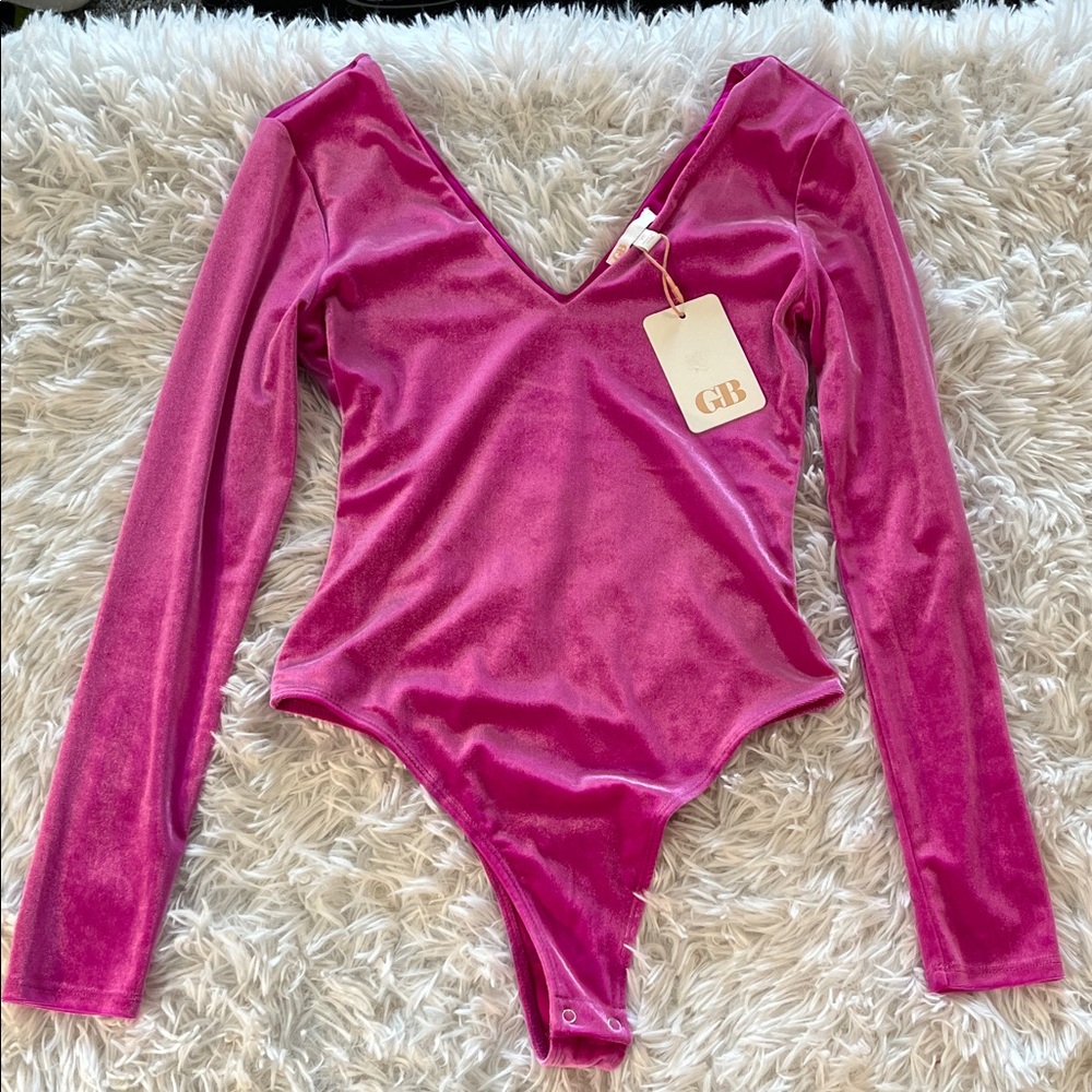 GB Size XS Fuchsia NWT